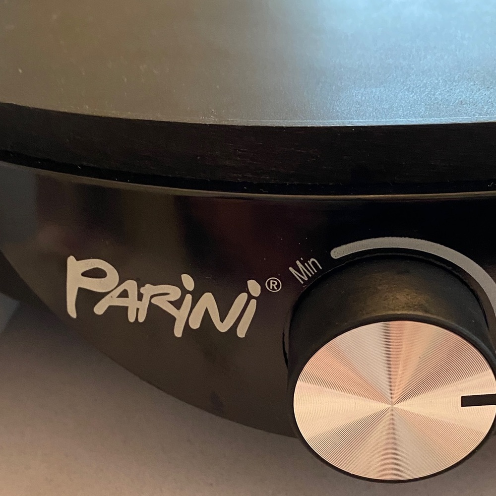 Parini Silver Electric Crepe Maker and Griddle - Picture 2 of 5